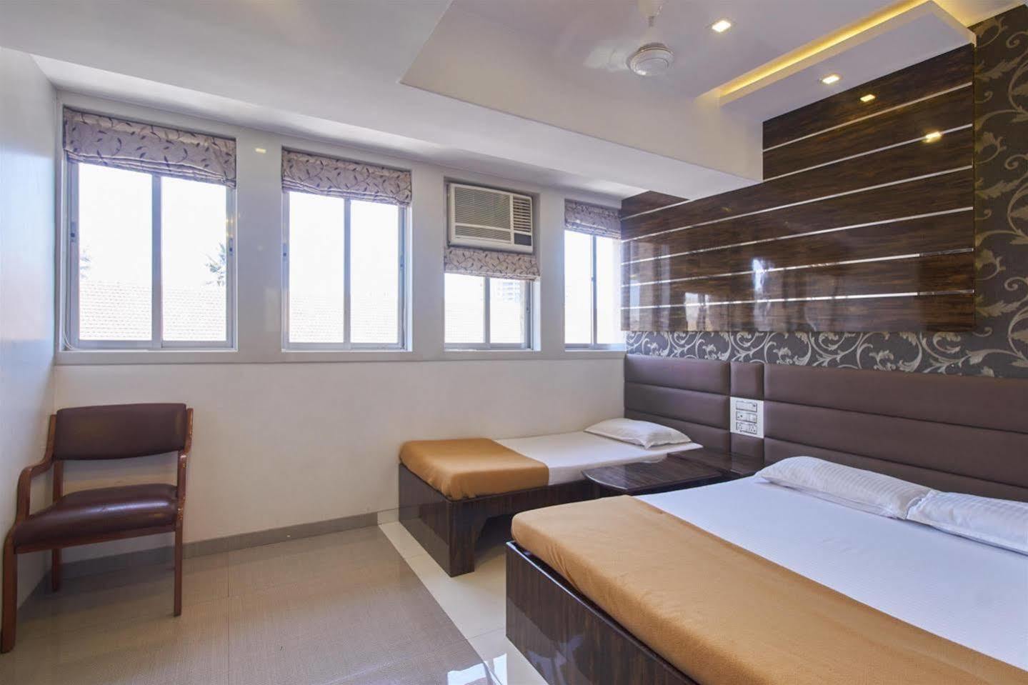 OYO 28893 Hotel Gulf Mumbai Exterior foto